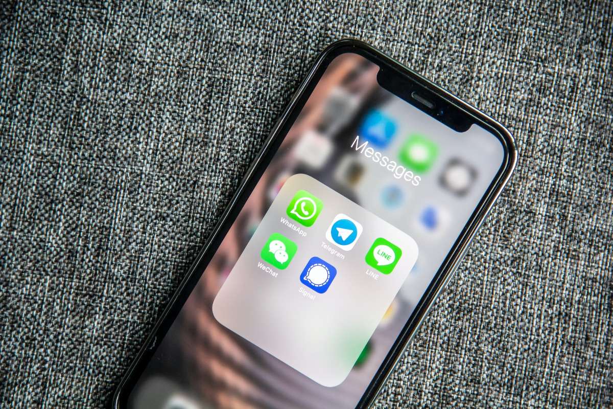 WhatsApp Service Goes Down